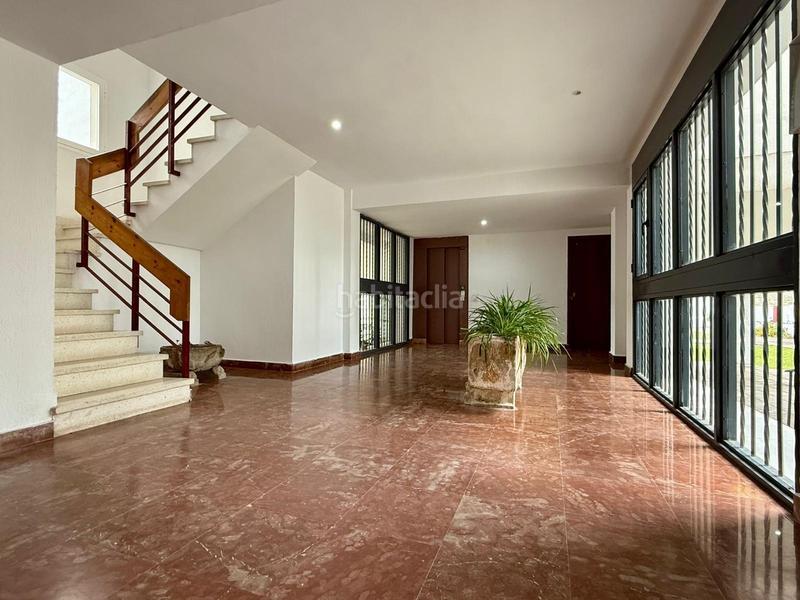 Foto d4186c95-7deb-4b2b-b1dc-91da60de9c06. Pis amb calefacció aparcament piscina a Valdelagrana Puerto de Santa María (El)