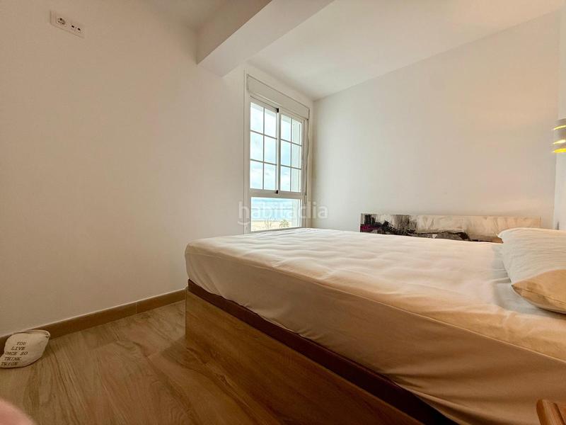 Foto f64671cd-8060-4436-b18c-e56649eea5f8. Pis amb calefacció aparcament piscina a Valdelagrana Puerto de Santa María (El)