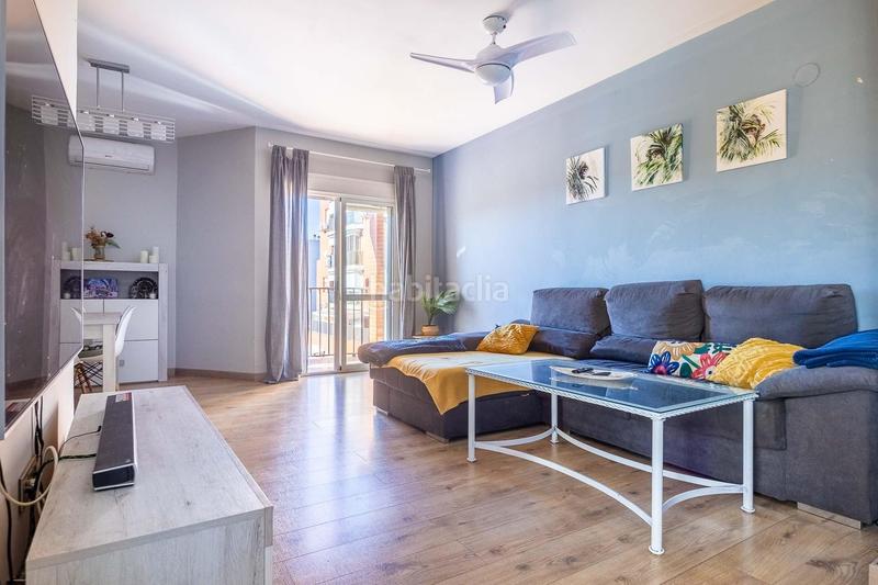 Foto 76aee0b3-15eb-48ea-8f25-315110cfd1c7. Appartement avec parking dans colores - entreparques Sevilla