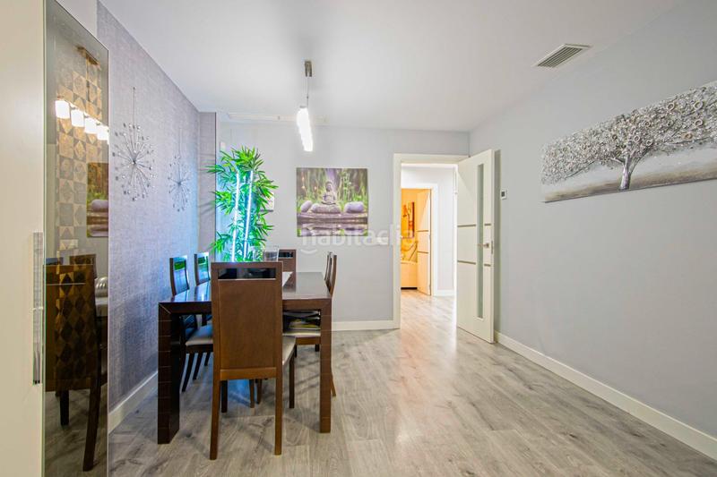 Foto 0adecc8a-7423-410b-8b7e-3cbd5307054b. Maison jumelée avec parking piscine dans Espartinas pueblo Espartinas