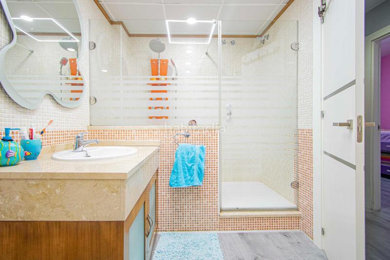 Foto 2cff70ee-052f-4e12-acb6-407ec8af84a2. Maison jumelée avec parking piscine dans Espartinas pueblo Espartinas