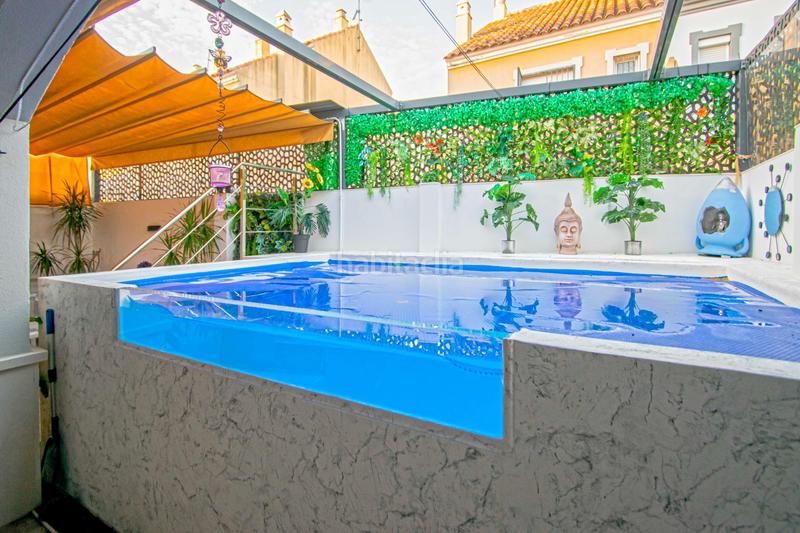 Foto 4fb3d615-ba60-4dfd-ab47-6061af3af8fc. Maison jumelée avec parking piscine dans Espartinas pueblo Espartinas