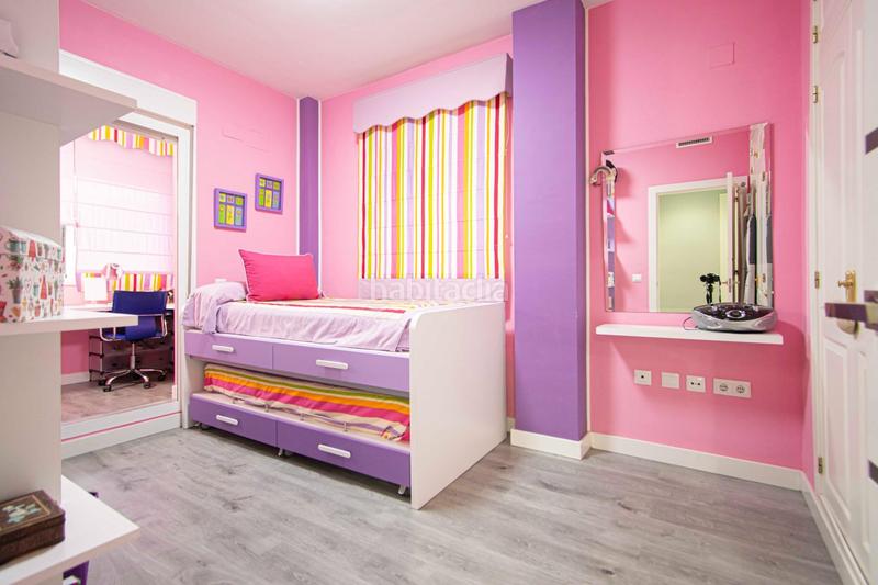 Foto d15c594c-e994-4371-93ea-22eea97ec7a1. Maison jumelée avec parking piscine dans Espartinas pueblo Espartinas