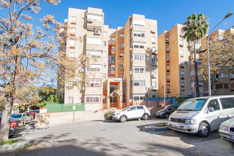 Foto 301c70a9-36ea-4986-b8c0-02c9aec6481a. Planta baixa amb calefacció a Urbadiez - Entrepuentes Sevilla