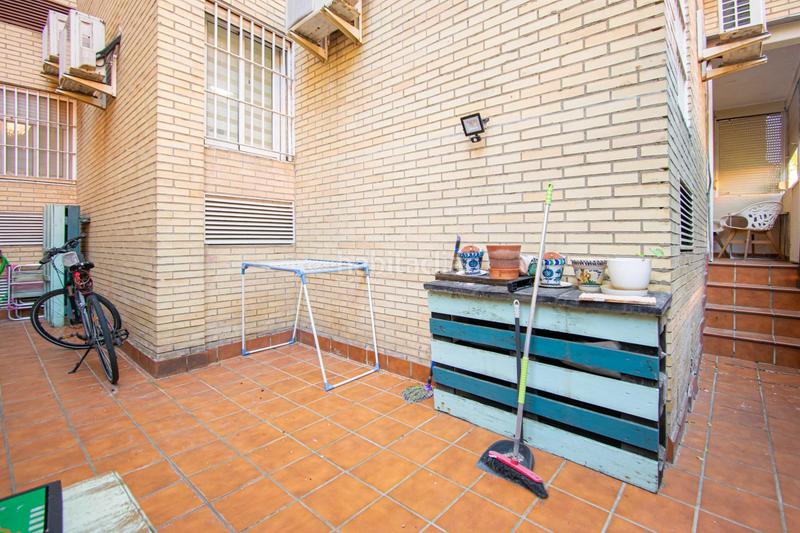 Foto 7a59be10-21a4-4bd2-944b-0565950293e4. Planta baixa amb calefacció a Urbadiez - Entrepuentes Sevilla