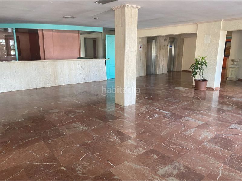 Foto ae87a6fa-2b5c-40cf-b948-405a32c21e28. Estudi amb piscina a Golf - Torre Almenara Almonte