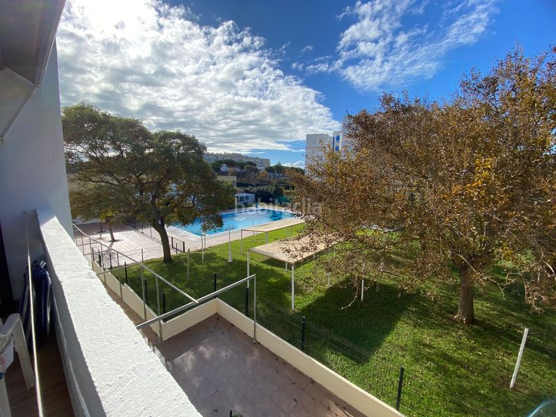 Foto e446e2e6-45d4-4978-a61e-0f96c889bb4a. Estudi amb piscina a Golf - Torre Almenara Almonte