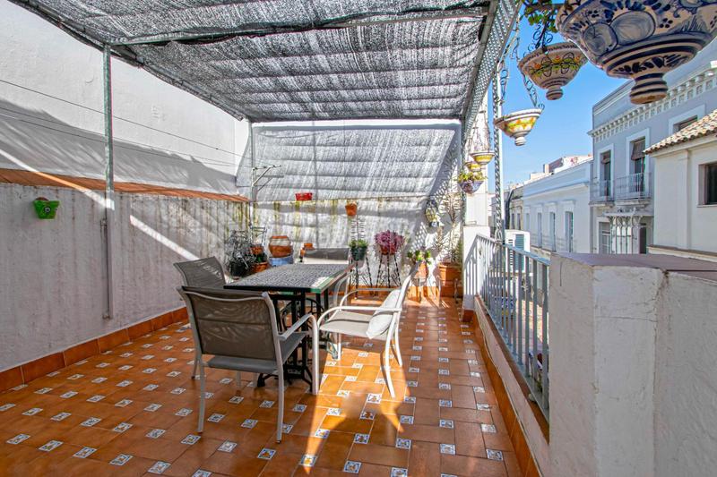 Foto a96f24ed-dc7d-4e89-8e4f-571d0840f955. Casa a schiera con riscaldamento in Feria Sevilla