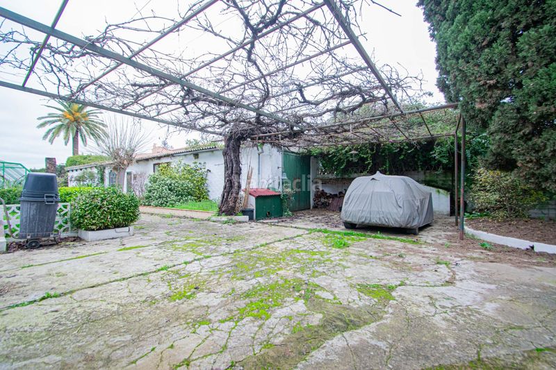 Foto 7be07e5d-9026-4266-ab99-b140bbf572c6. Casa amb aparcament piscina a ramal de Espartinas Espartinas