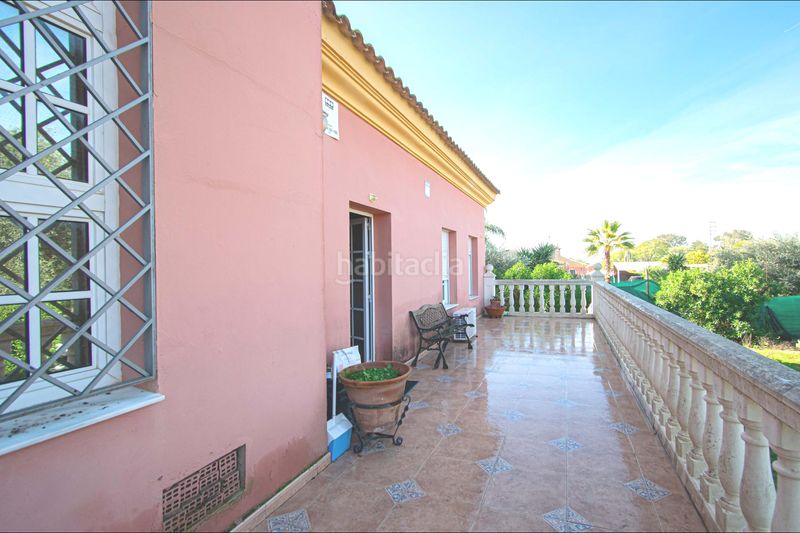 Foto c4381574-f4bb-4164-b98d-3fb0651efb08. Casa amb calefacció aparcament a Carmona