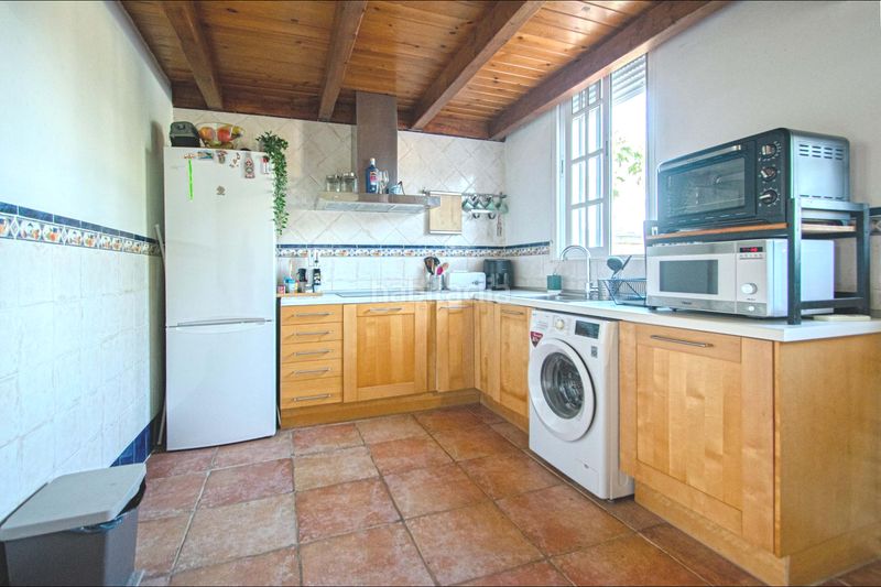 Foto e093cc9c-c399-4c97-bcef-0fba1a05c30a. Casa amb calefacció aparcament a Carmona