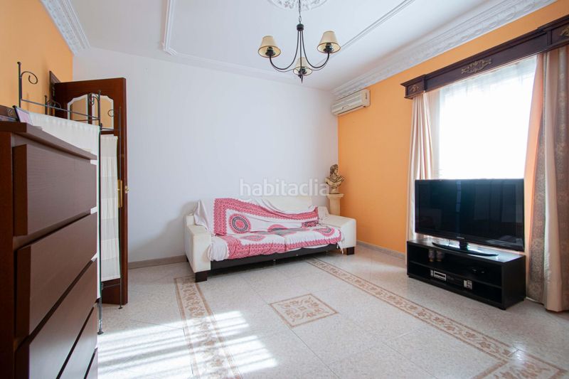 Foto fa81289f-311a-4b45-b4bc-0f459f2d71e9. Casa amb calefacció aparcament a Carmona