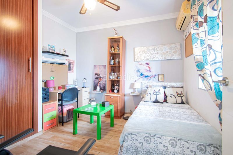 Foto 9d9983c0-308e-4c31-9741-69f0ed4f126d. Pis a Cruz Roja Sevilla