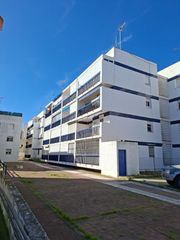 Pis  Plaza sector anade real. Piso en matalascañas muy luminoso