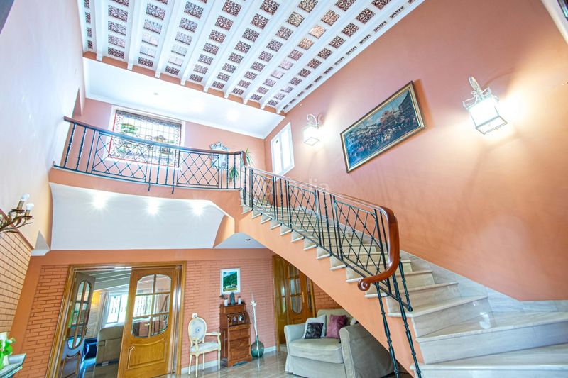 Foto 2032d804-66ca-4c56-ba87-719162faf342. Xalet amb aparcament piscina a Las Almenas Tomares