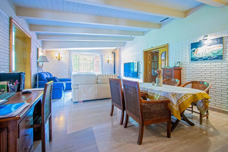 Foto 3165965a-8e66-475e-9087-df3955c3ed2f. Xalet amb aparcament piscina a Las Almenas Tomares