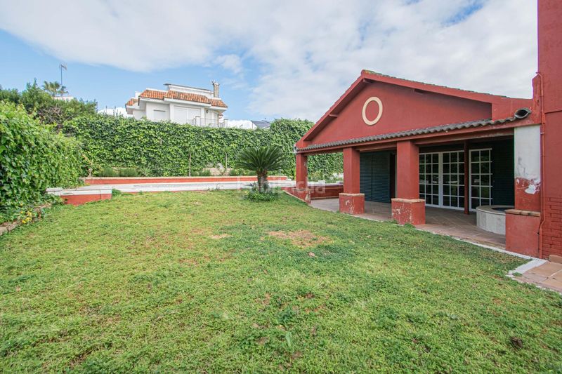 Foto 5bc333f8-4251-45ac-b436-af2b23ba6056. Xalet amb aparcament piscina a Las Almenas Tomares