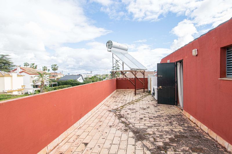 Foto 8e87a057-433f-436e-ba7d-6ea6afafca00. Xalet amb aparcament piscina a Las Almenas Tomares