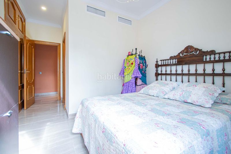 Foto c0fc3422-32b9-4087-bb78-845b82289696. Xalet amb aparcament piscina a Las Almenas Tomares