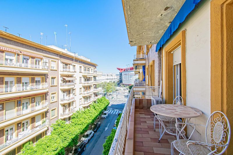 Foto 560b5b64-8288-4ca3-83f3-c473579442f0. Pis a La Buhaira Sevilla