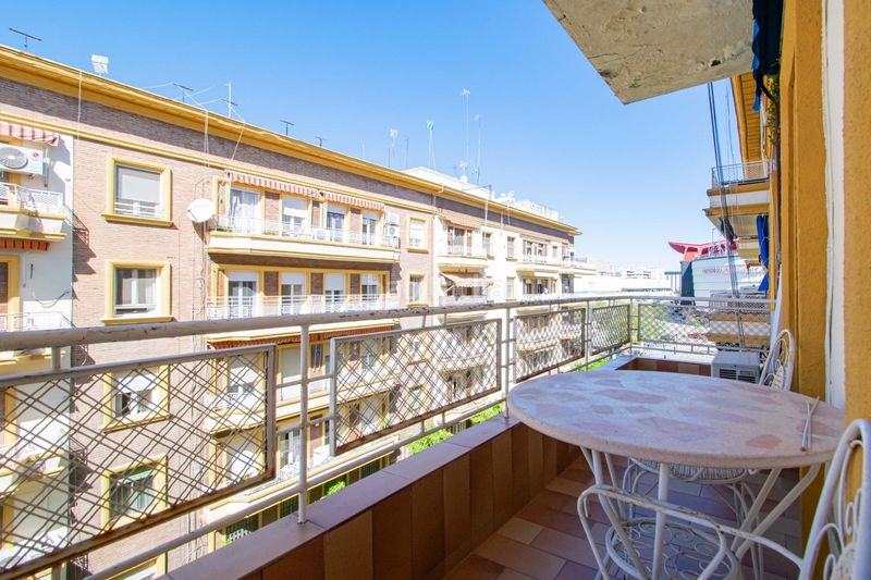 Foto 6c4ff076-6312-4209-8ba5-25df5b58902e. Pis a La Buhaira Sevilla