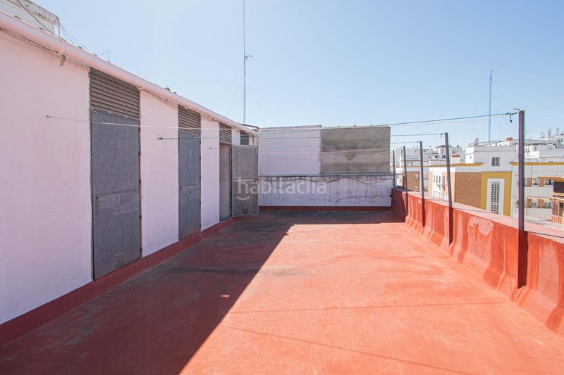 Foto 96ba438b-478d-40a8-bafd-7fe1e6a0e395. Pis a La Buhaira Sevilla