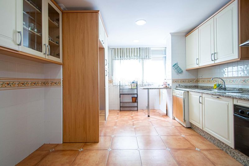 Foto 9e808fa2-14a1-4382-b68e-a4cbdcc92af3. Pis a La Buhaira Sevilla