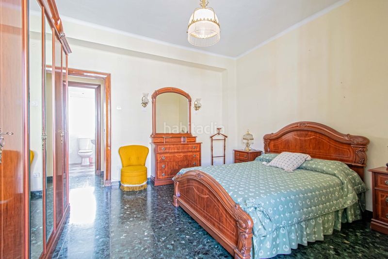 Foto e9bbc0f8-2ec5-4253-92cc-620ec7b0ee10. Pis a La Buhaira Sevilla