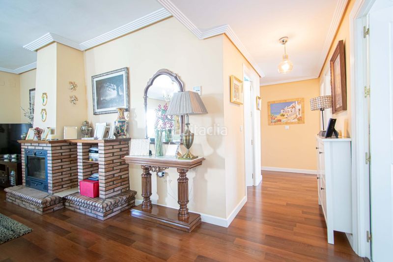 Foto 2f96500f-280b-4a17-a2c4-92f4f2768482. Xalet amb aparcament piscina a Rinconada (La)