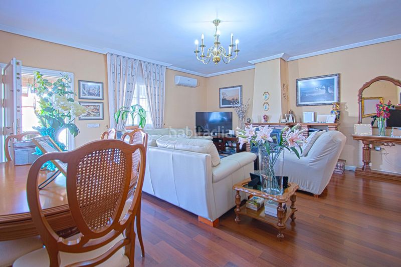 Foto cf3cb6b4-24fe-4365-8f98-c02fbe096216. Xalet amb aparcament piscina a Rinconada (La)