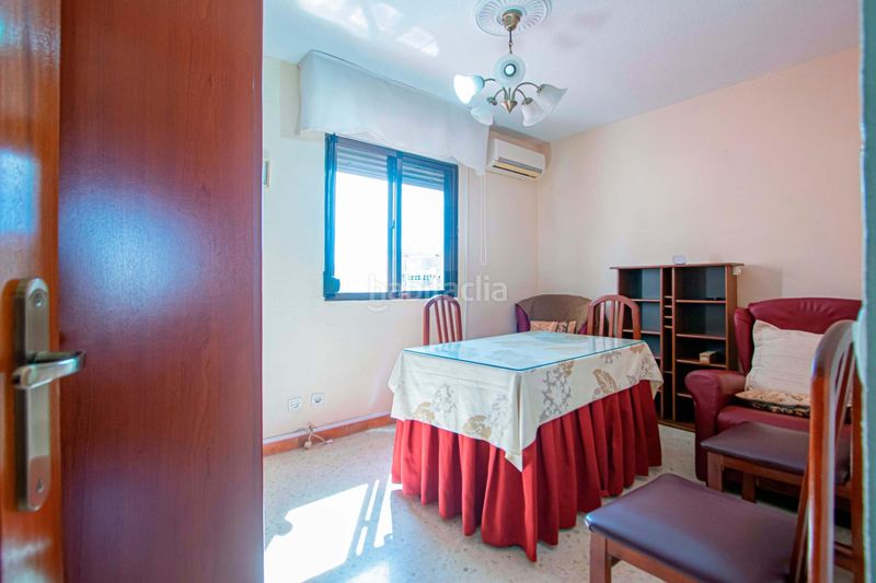 Foto 69771daa-acc7-4cfe-9f39-a681968d92b0. Pis a Villegas Sevilla