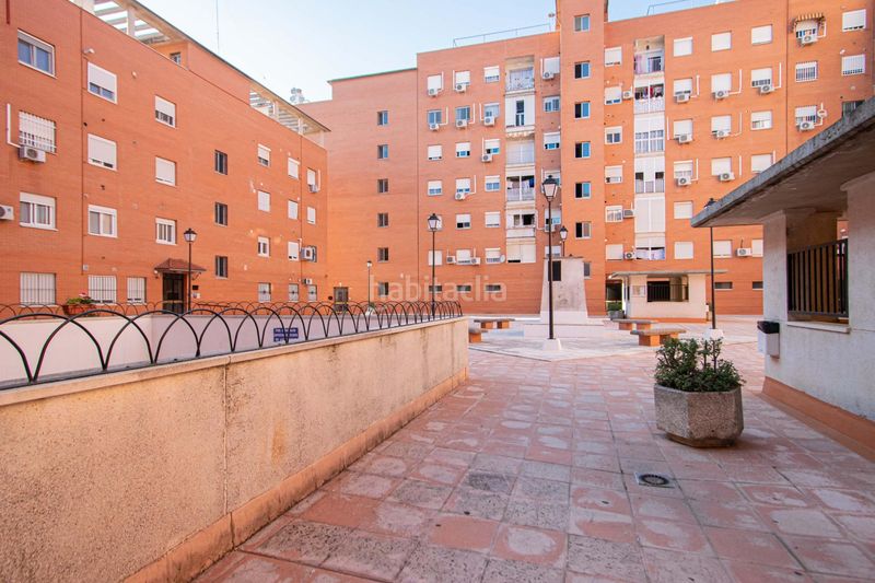 Foto 19835d31-a4eb-4678-9967-e077baa2dc7c. Pis amb aparcament a colores - entreparques Sevilla