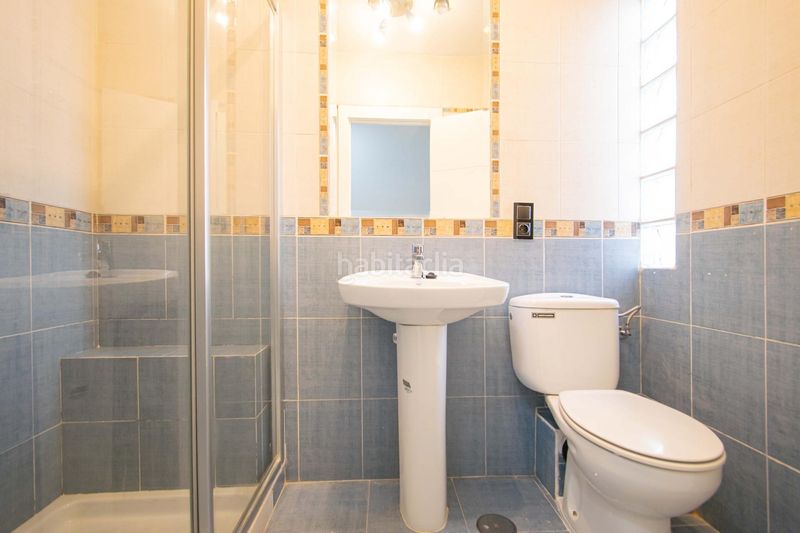 Foto 08f3b797-ed24-4437-a544-30b97496cfb8. Casa amb aparcament a Barrio del Nervión Sevilla