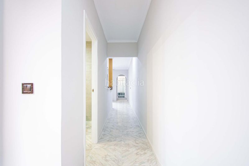 Foto a9fc280d-c098-451f-9e48-11e1a9ff37a9. Casa amb calefacció aparcament a Barrio del Nervión Sevilla
