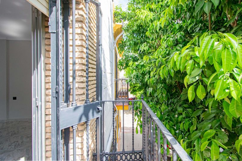 Foto baa172a4-462a-487b-9302-84869a93a57f. Casa amb calefacció aparcament a Barrio del Nervión Sevilla
