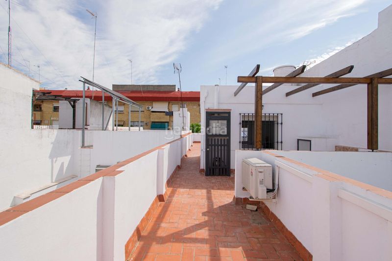 Foto f125c70f-3326-48ef-97af-a05170adb529. Casa amb calefacció aparcament a Barrio del Nervión Sevilla