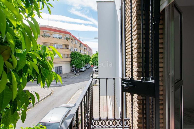 Foto fa7705fa-f857-47d3-a5dd-15d4a80f0256. Casa amb aparcament a Barrio del Nervión Sevilla