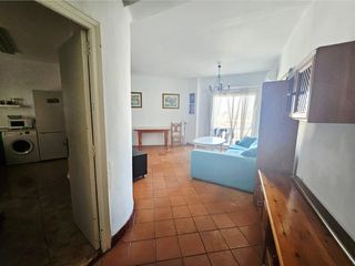 Flat  Avenida manuel siurot. Vivienda ideal en avda. manuel siurot, en pleno barrio del porve