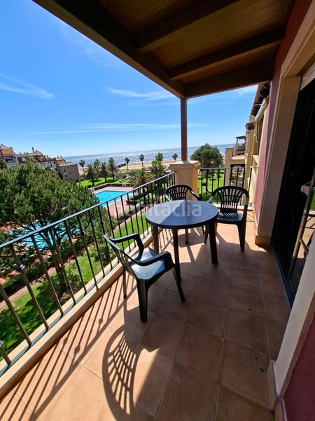 Foto ca3fd3cc-c72f-4844-8322-bc4d92fb795f. Apartament amb aparcament piscina a Isla Canela Ayamonte