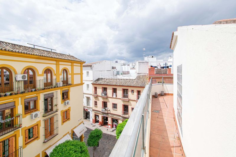 Foto 55f5f016-88fa-4d09-929e-8db678535d40. Casa amb calefacció aparcament a Feria Sevilla