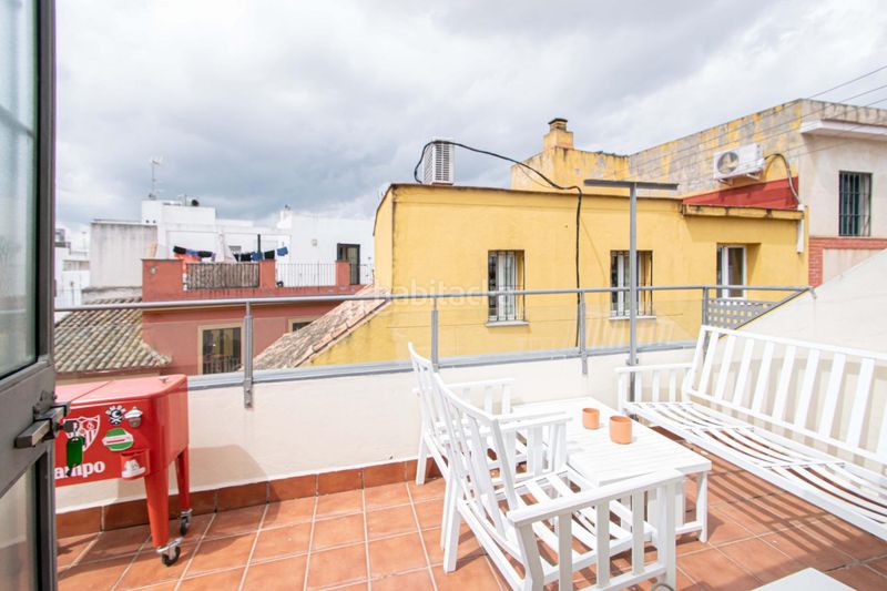 Foto b436f4c9-f88a-46b0-8003-3380de588e2e. Casa amb calefacció aparcament a Feria Sevilla