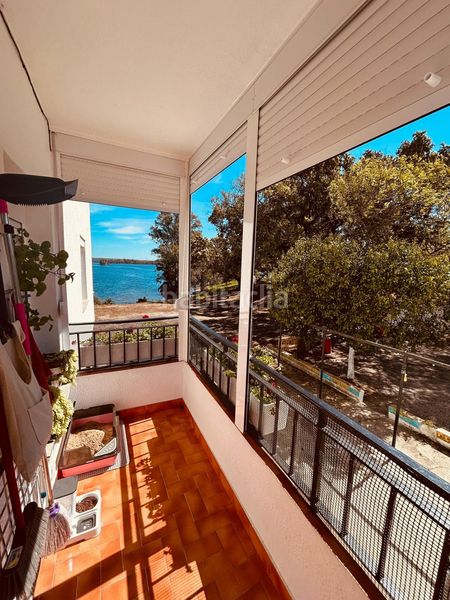 Foto 5571c53d-1513-4aa0-aae6-5f5780619ef1. Pis amb piscina a Los Lagos Guillena