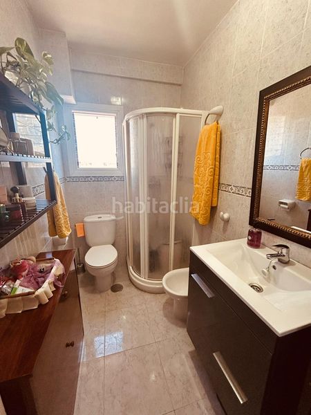 Foto b2a2c75f-9920-405b-9c99-930251b3d8f0. Pis amb piscina a Los Lagos Guillena