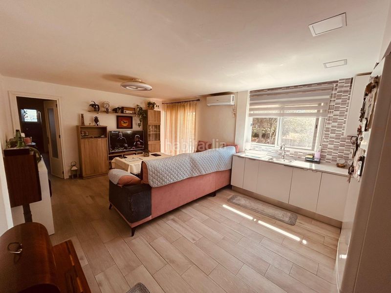 Foto c9d1a32a-63f0-42f1-ac05-f1f3c435077f. Pis amb piscina a Los Lagos Guillena