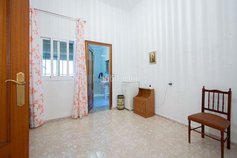 Foto 908c5576-0c11-4b84-87d0-59ffa1d7820b. Casa amb calefacció a Barrio del Nervión Sevilla