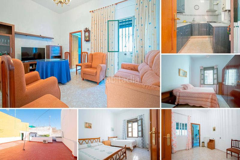 Foto c237ffa8-25e9-4b4e-9827-47307e96a1ee. Casa amb calefacció a Barrio del Nervión Sevilla