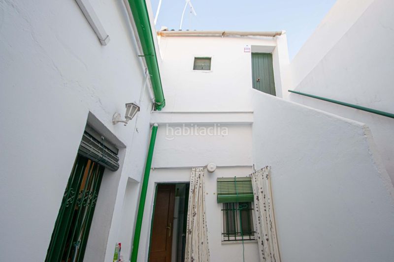 Foto de501a19-7ba6-49e8-bc6e-a40fbf5f28f5. Casa amb calefacció a Barrio del Nervión Sevilla