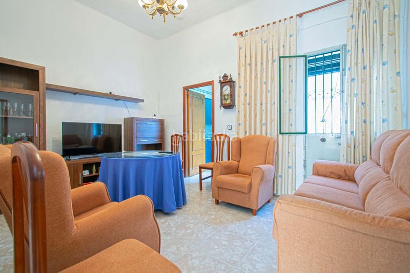 Foto e47e3b39-f244-4f77-8afd-367722bda4c2. Casa amb calefacció a Barrio del Nervión Sevilla