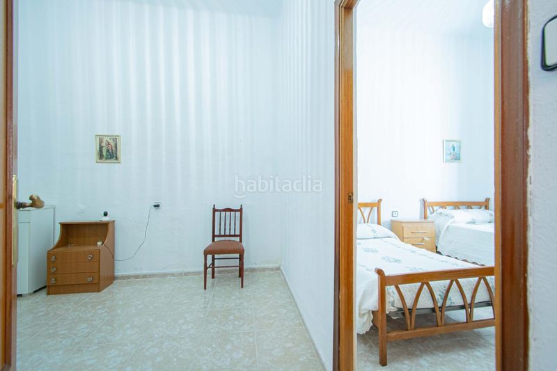 Foto edc44d46-de4f-415d-8e49-305ba7a9a2c1. Casa amb calefacció a Barrio del Nervión Sevilla