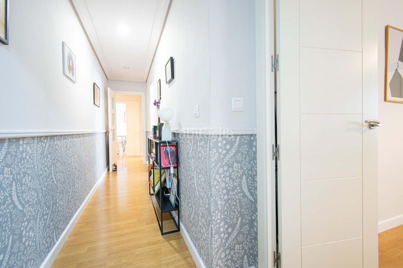 Foto 8b16ff3a-8386-4a72-a72e-37c0fb16410b. Pis amb aparcament piscina a colores - entreparques Sevilla